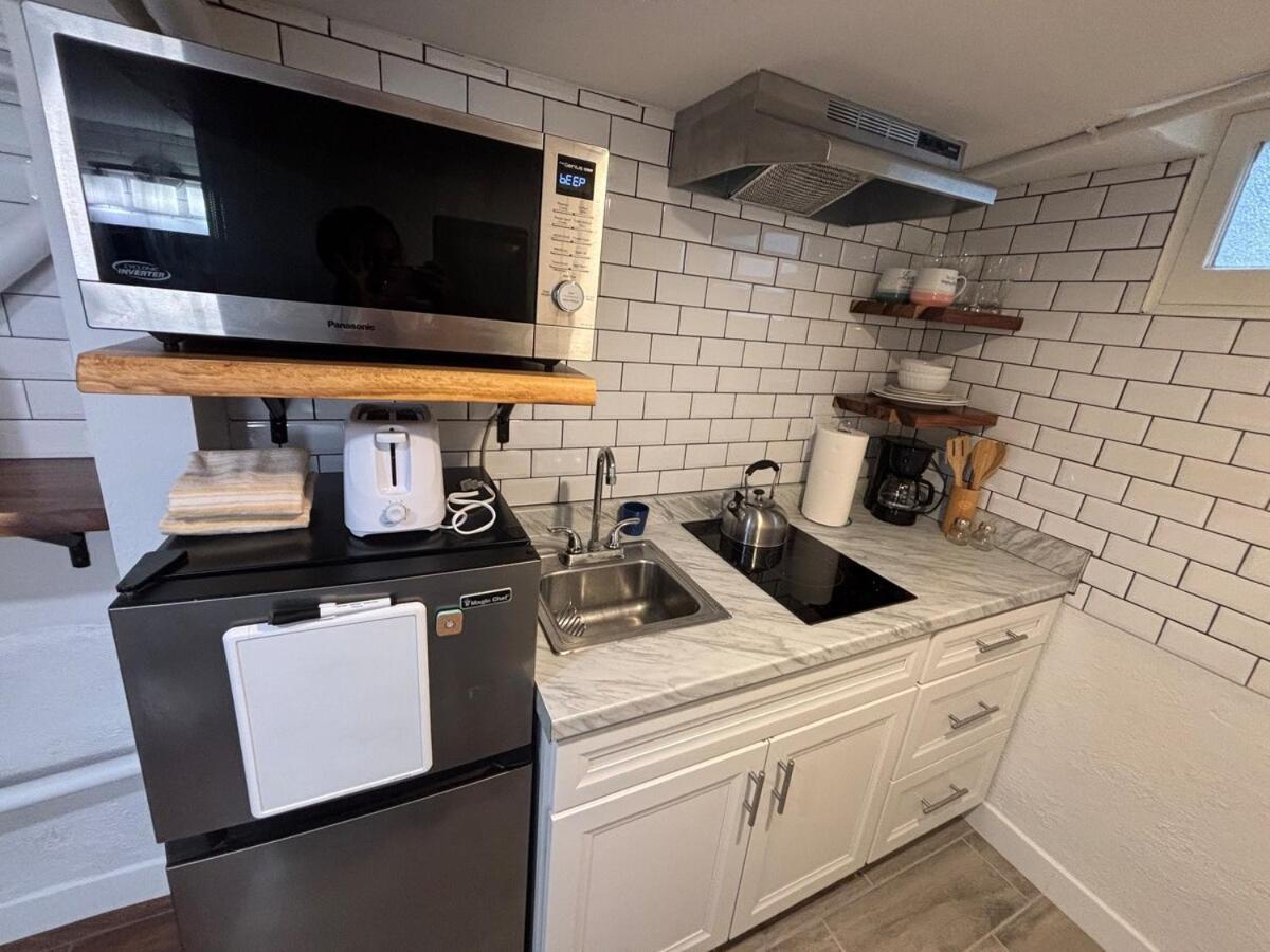 Sunny Golden Hill Studio! Fully Stocked - Near Dt * San Diego